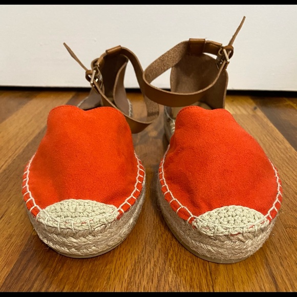 Old Navy Faux-Suede/Faux-Leather Espadrilles - Picture 2 of 4